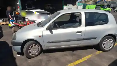 Scrapping Vehicle renault clio ii fase i (b/cb0) d7f720 of the year 1991 powered d7f720