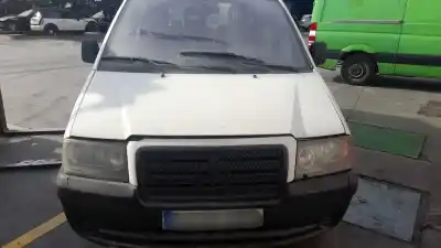 Vehículo de desguace FIAT SCUDO (222) 2.0 16V JTD ELX Kombi (7 Sitze) del año 2005 con motor RHW