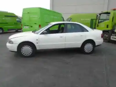 Здавання транспортного засобу audi a4 b5 (8d2) 1.8 року 1995 потужний adr