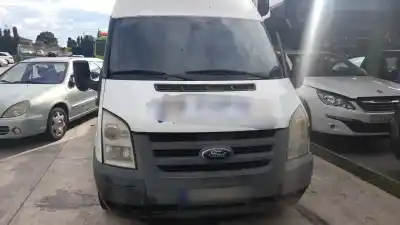 Здавання транспортного засобу ford transit combi (tt9) p8fa року 2010 потужний p8fa