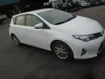 Scrapping Vehicle toyota auris (e18) 1ad of the year 2014 powered 1ad