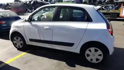 Sloopvoertuig renault twingo iii h4da400 van het jaar 2015 aangedreven h4da400