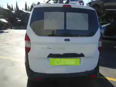 Veículo de Sucata ford transit courier (c4a) xucd do ano 2015 alimentado xucd