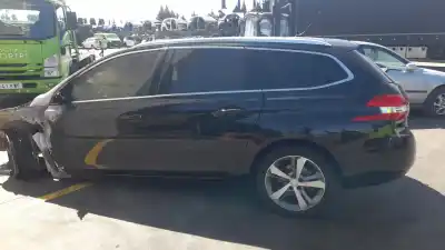 Scrapping Vehicle peugeot 308 (p5) hn05 of the year 2019 powered hn05