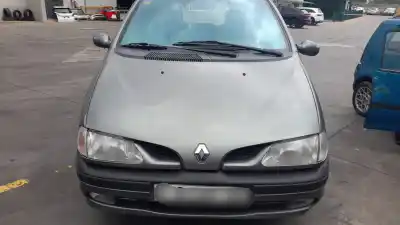 Здавання транспортного засобу renault megane i scenic (ja0) f8q790 року 1999 потужний f8q790
