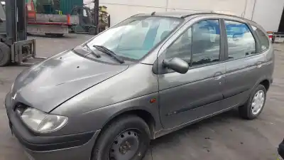 Здавання транспортного засобу renault megane i scenic (ja0) f8q790 року 1999 потужний f8q790