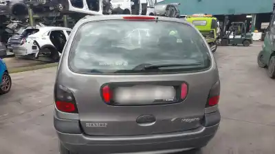 Здавання транспортного засобу renault megane i scenic (ja0) f8q790 року 1999 потужний f8q790