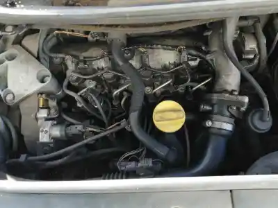 Veicolo di demolizione renault scénic ii (jm0/1_) 1.9 dci (jm0g, jm12, jm1g, jm2c) dell'anno 2005 alimentato f9q812