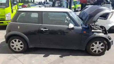 Sloopvoertuig mini                                               mini (r50,r53)                                                                                                                                                                                                                                             w10b16a                                                                                                                                                                                                                                                    van het jaar 2006 aangedreven w10b16a