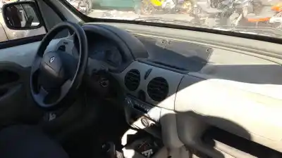 Здавання транспортного засобу renault kangoo i (f/kc0) f8q632 року 2002 потужний f8q632 Здавання транспортного засобу renault kangoo i (f/kc0) f8q632 року 2002 потужний f8q632