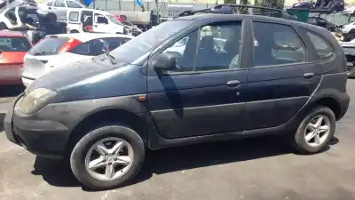 Scrapping Vehicle renault scenic rx4 (ja0) 2.0 16v dynamique of the year 2000 powered f4r744