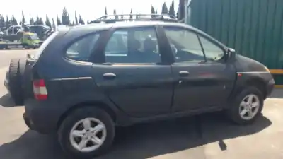 Scrapping Vehicle renault scenic rx4 (ja0) 2.0 16v dynamique of the year 2000 powered f4r744