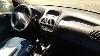 Scrapping Vehicle peugeot 206 sw 8hx(dv4td) of the year 2002 powered 8hx