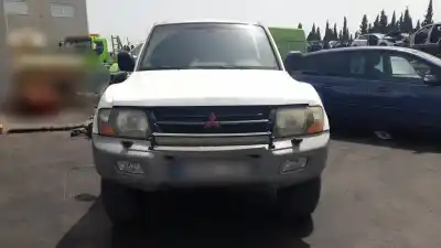 Scrapping Vehicle mitsubishi montero (v60/v70) d-4m41 of the year 2001 powered 4m41