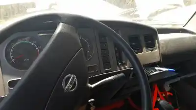 Veículo de Sucata nissan atleon atleon.120 do ano 2009 alimentado zd30