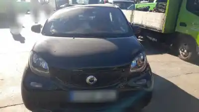 Здавання транспортного засобу smart forfour h4d року 2015 потужний h4d