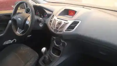 Здавання транспортного засобу ford fiesta (cb1) spjc року 2010 потужний spjc