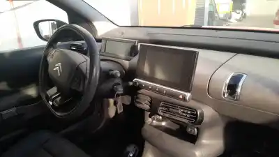 Scrapping Vehicle citroen c4 cactus hm01 of the year 2017 powered hm01