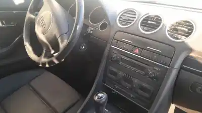 Veículo de Sucata audi a4 b6 descapotable (8h7) 1.8 t do ano 2003 alimentado bfb