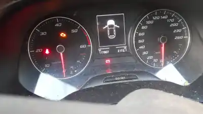 Здавання транспортного засобу seat leon st (5f8) cxxb року 2015 потужний cxxb