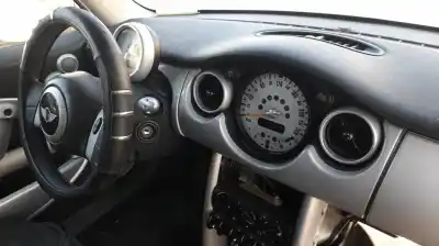 Здавання транспортного засобу mini mini (r50,r53) g-w10b16a року 2001 потужний w10b16a