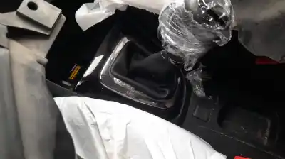 Здавання транспортного засобу renault captur i h5f412 року 2016 потужний h5f412