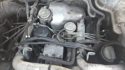 Здавання транспортного засобу audi a4 avant (8e) aym року 2005 потужний aym