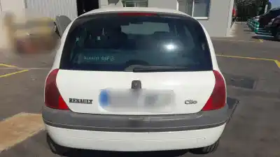 Здавання транспортного засобу renault clio ii fase i (b/cb0) f8q630 року 2001 потужний f8q630