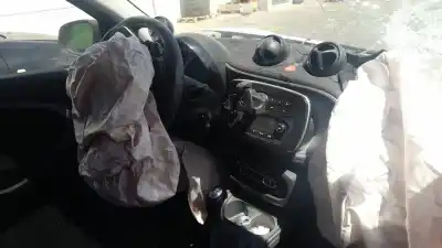 Здавання транспортного засобу smart forfour 281920 року 2016 потужний 281920