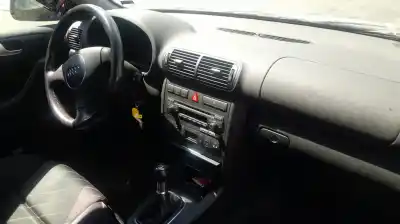 Здавання транспортного засобу audi a3 (8l1) 1.8 t року 2002 потужний aum