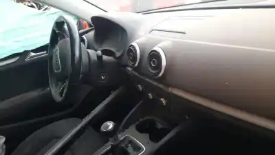 Здавання транспортного засобу audi a3 (8v1) crkb року 2015 потужний crkb