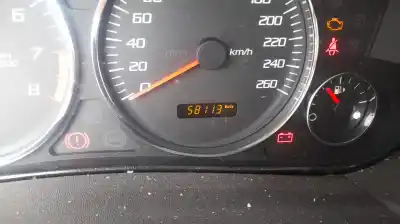 Scrapping Vehicle cadillac srx lh2 of the year 2005 powered lh2