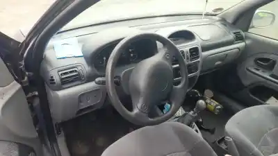 Scrapping Vehicle renault clio ii fase i (b/cb0) e7j of the year 1999 powered e7j