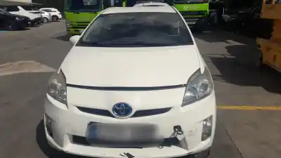 Veicolo di demolizione toyota prius (_w3_) 1.8 plug-in hybrid (zvw30) dell'anno 2011 alimentato 2zr