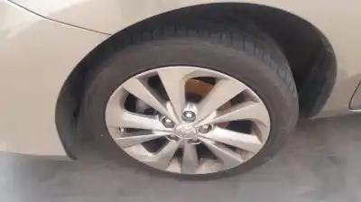 Здавання транспортного засобу toyota auris (e18) 2zr року 2015 потужний 2zr