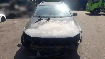 Véhicule à la ferraille volkswagen passat b6 variant (3c5) 2.0 tdi 16v de l'année 2005 alimenté bkp