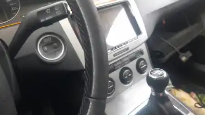 Véhicule à la ferraille volkswagen passat b6 variant (3c5) 2.0 tdi 16v de l'année 2005 alimenté bkp