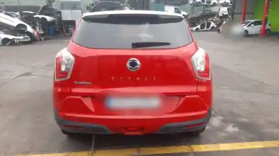 Sloopvoertuig ssangyong tivoli d16dtf van het jaar 2018 aangedreven d16dtf