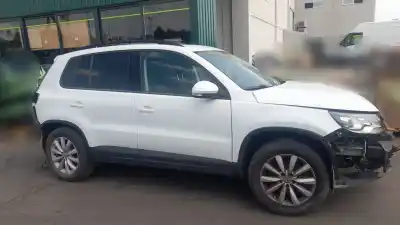 Здавання транспортного засобу volkswagen tiguan (5n2) cuve року 2015 потужний cuve