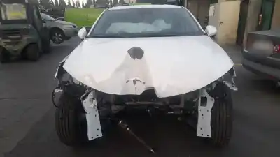 Здавання транспортного засобу RENAULT ARKANA (EU VERSION) H5H490 року 2023 потужний H5H490