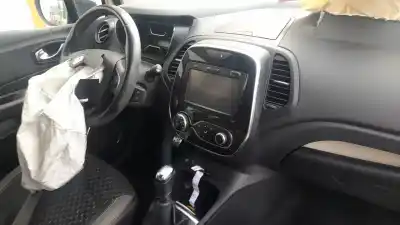 Здавання транспортного засобу renault captur i h5f408 року 2018 потужний h5f408