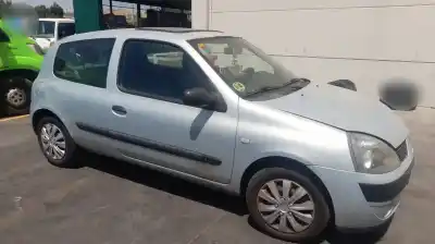 Здавання транспортного засобу renault clio ii fase ii (b/cb0) d7f726 року 2003 потужний d7f726