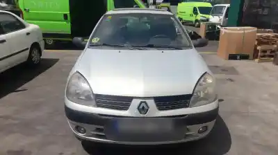 Здавання транспортного засобу renault clio ii fase ii (b/cb0) d7f726 року 2003 потужний d7f726