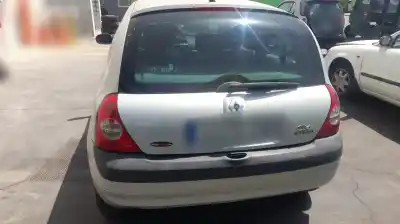 Здавання транспортного засобу renault clio ii fase ii (b/cb0) d7f726 року 2003 потужний d7f726