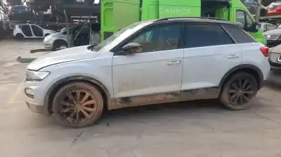 Здавання транспортного засобу volkswagen t-roc (d11) dlaa року 2022 потужний dlaa