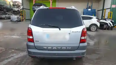 Veicolo di demolizione ssangyong rexton d27dt dell'anno 2006 alimentato d27dt