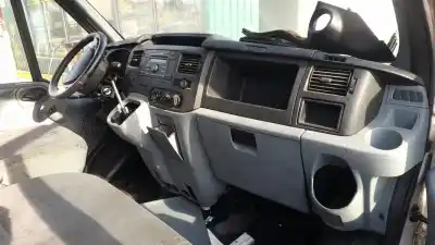 Здавання транспортного засобу ford transit combi (tt9) pbfa року 2011 потужний pbfa