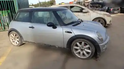 Здавання транспортного засобу mini mini (r50,r53) g-w10b16a року 2003 потужний w10b16a