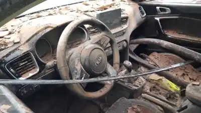 Veicolo di demolizione kia ceed (cd) d4fe dell'anno 2019 alimentato d4fe