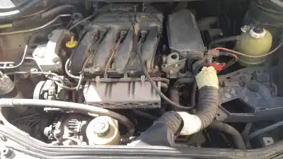 Verschrottungsfahrzeug renault scénic i monospace (ja0/1_, fa0_) 1.4 16v (ja0d, ja1h, ja0w, ja10) des jahres 1999 angetrieben k4j750